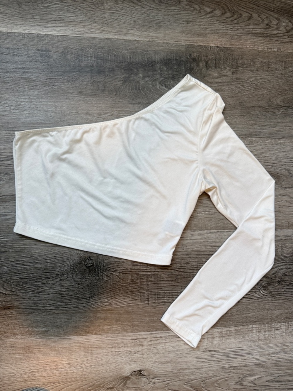 SHEIN White Trio: Asymmetric Mesh, Long Sleeve & Halter Crop Tops - Picture 5 of 5